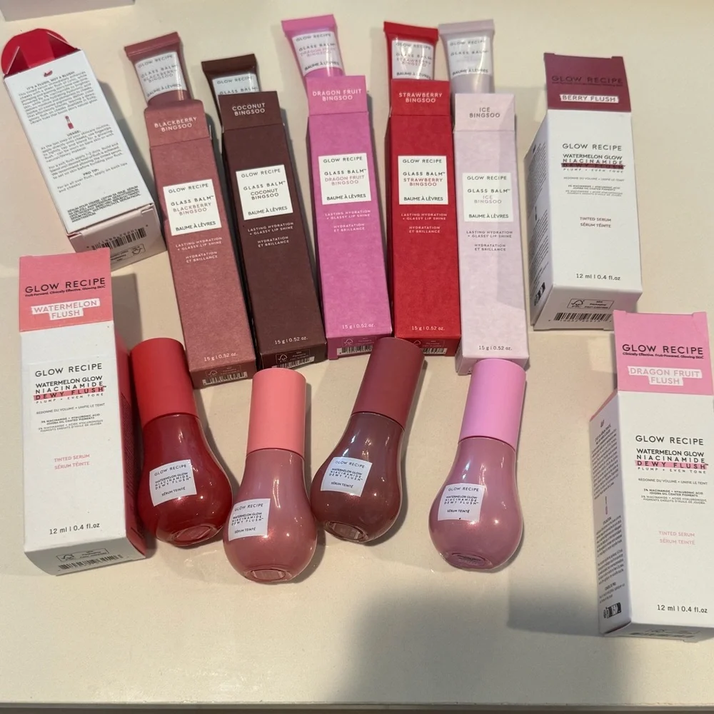 Glow Recipe lip gloss + blushes skincare - Picture 5 of 10